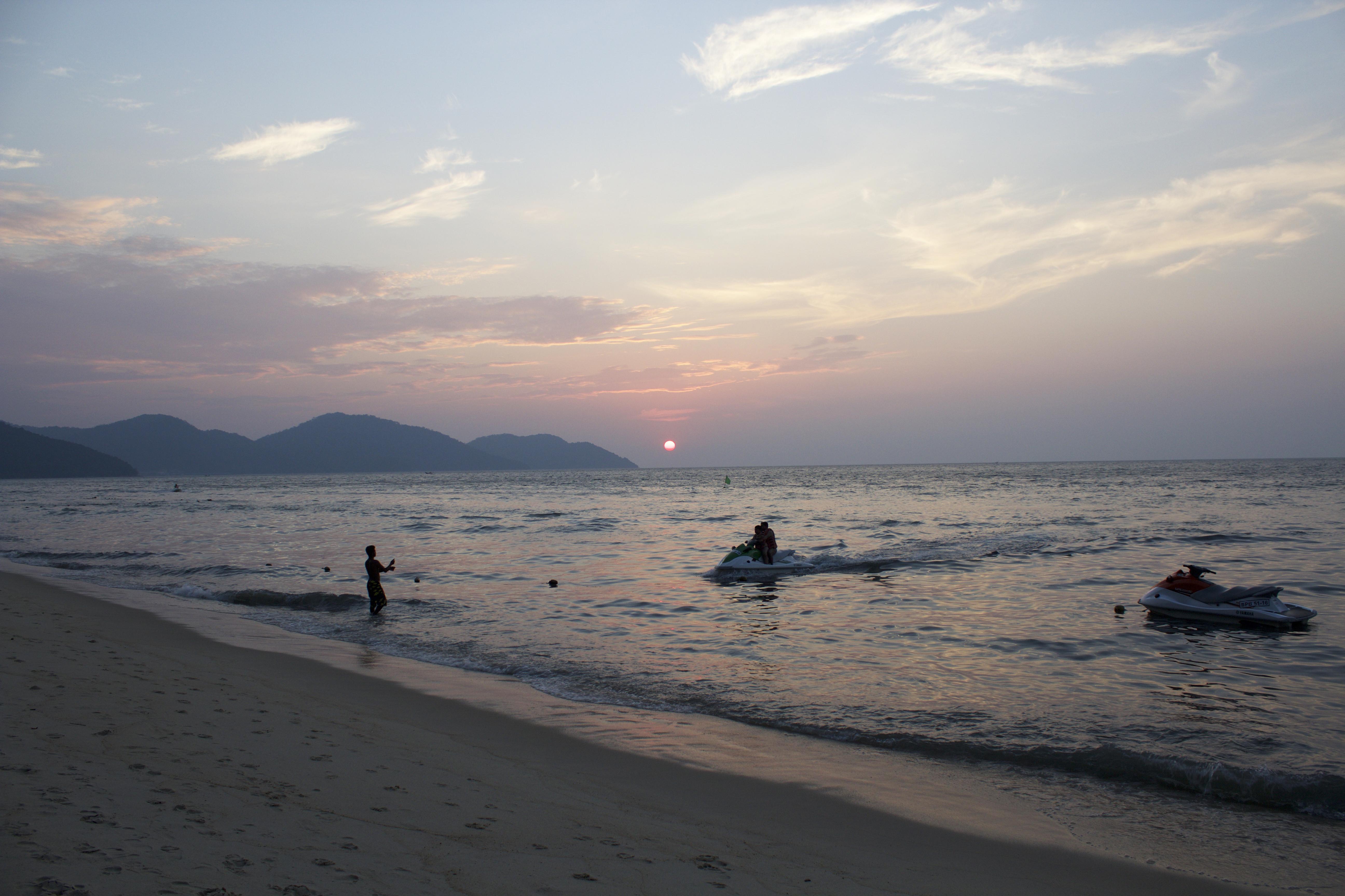 Lone Pine, Penang, A Tribute Portfolio Resort Бату Феринги Екстериор снимка